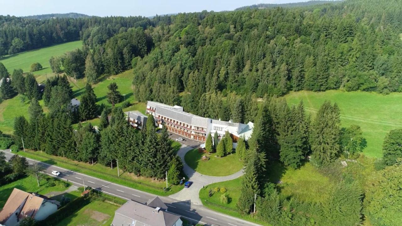 Malá Morávka Horsky Hotel Neptun מראה חיצוני תמונה